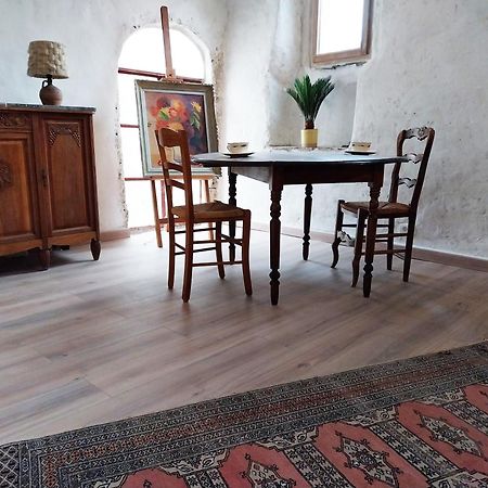 Bed and Breakfast Mas D'Aval Ле-Виган Экстерьер фото