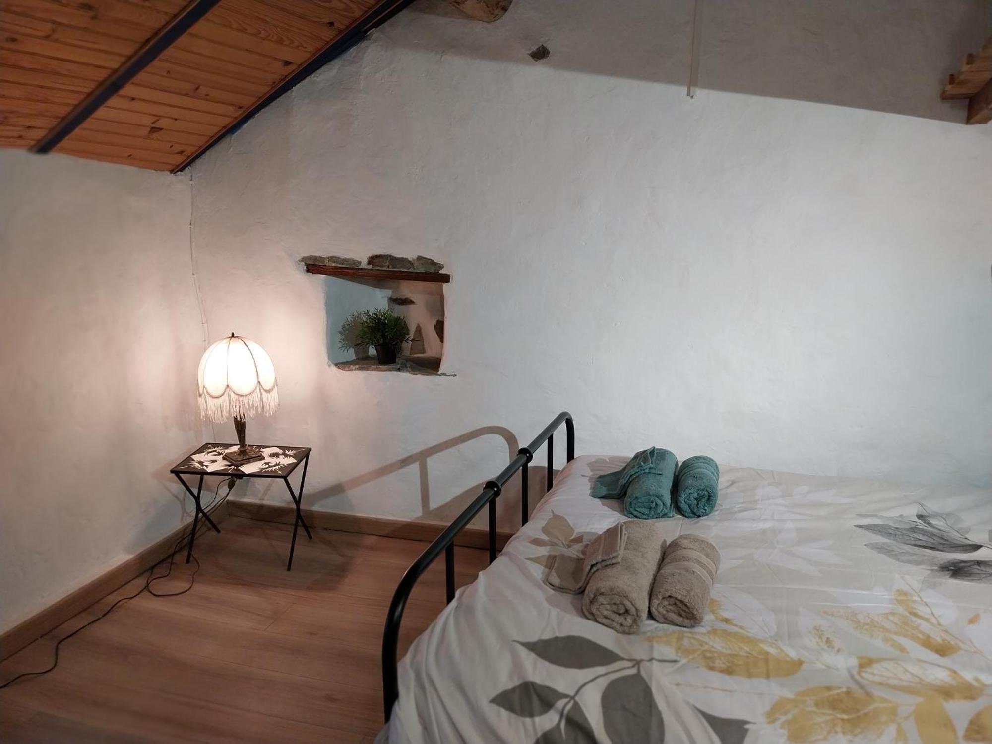 Bed and Breakfast Mas D'Aval Ле-Виган Экстерьер фото